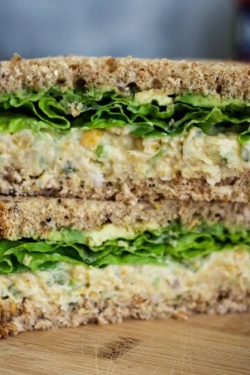 Easy 5-Ingredient Vegan Chickpea Salad Sandwich