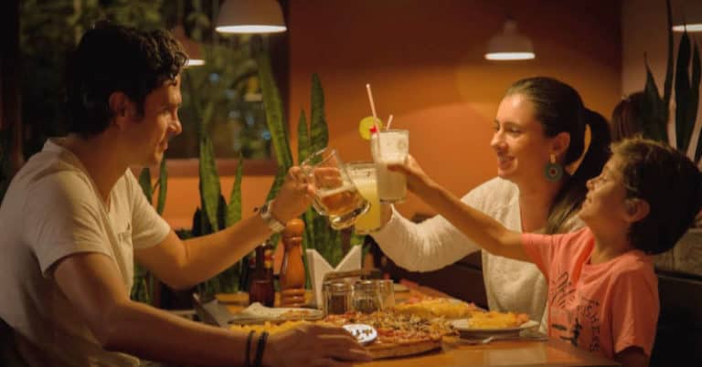 Tips for going out to eat for vegan families