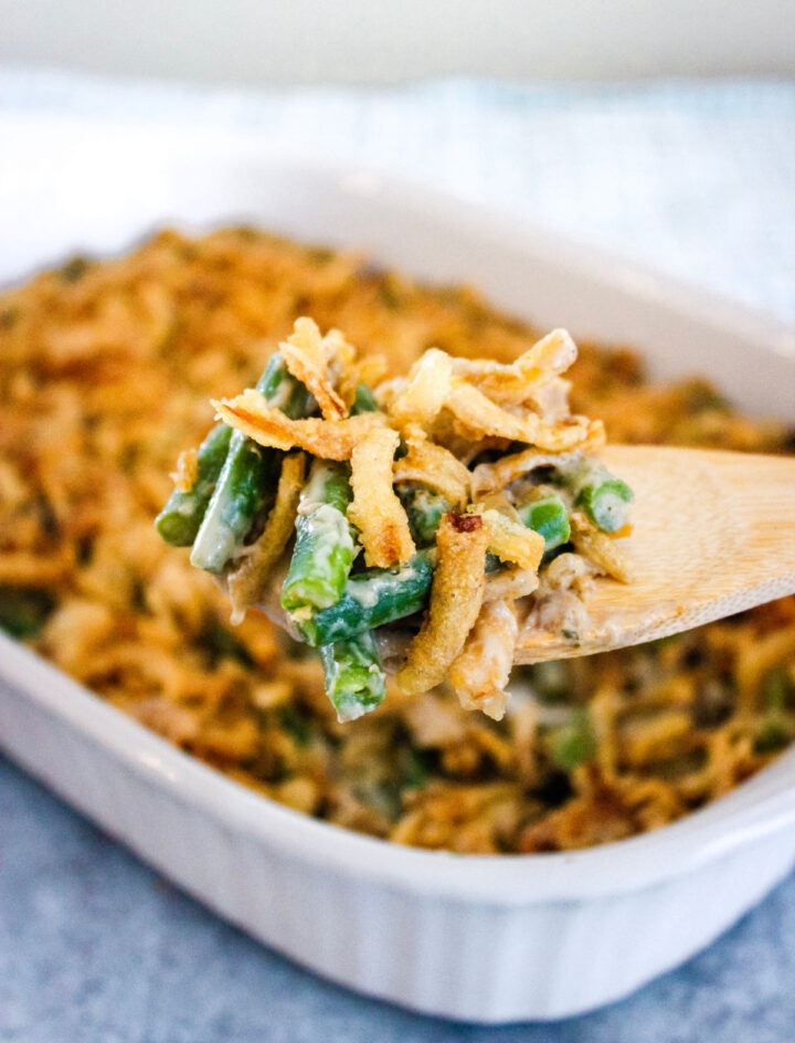 Easy vegan green bean casserole - a delicious dairy free side dish