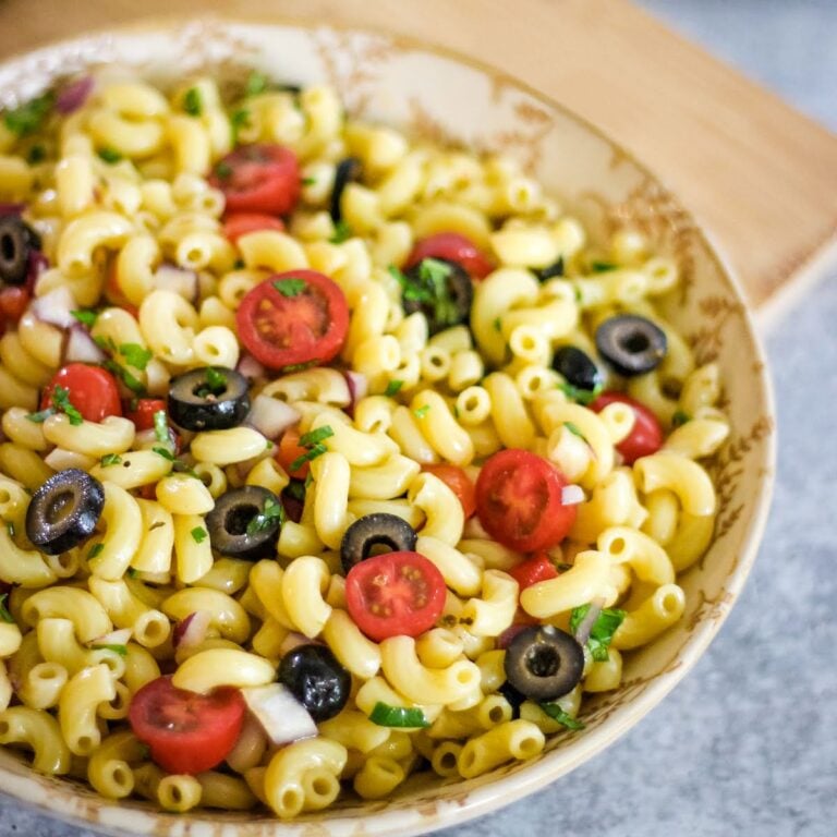 Italian-Style Vegan Macaroni Salad (No Mayo)