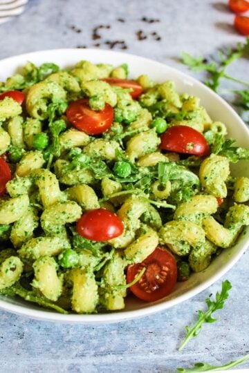 Easy Vegan Pesto Pasta Salad with Kale Cashew Pesto