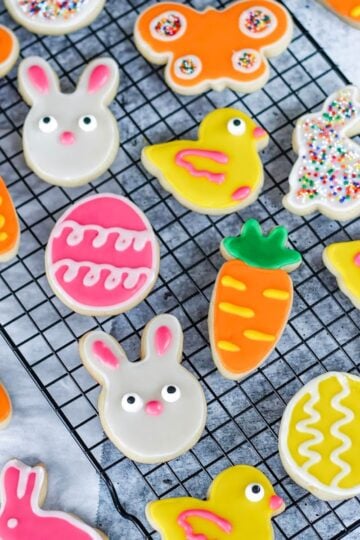 The Best Vegan Easter Cookies with Simple Sugar Icing