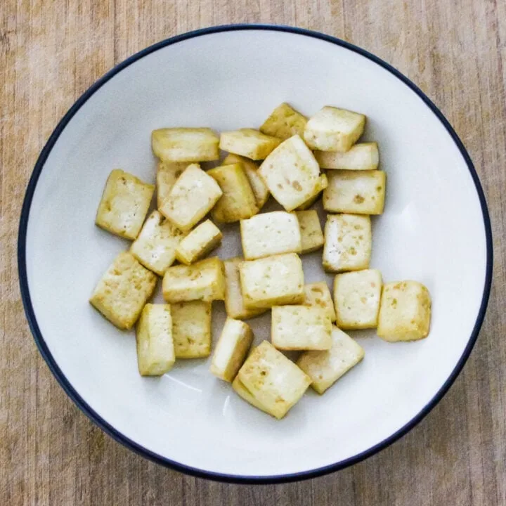 How to bake tofu in the oven with no oil