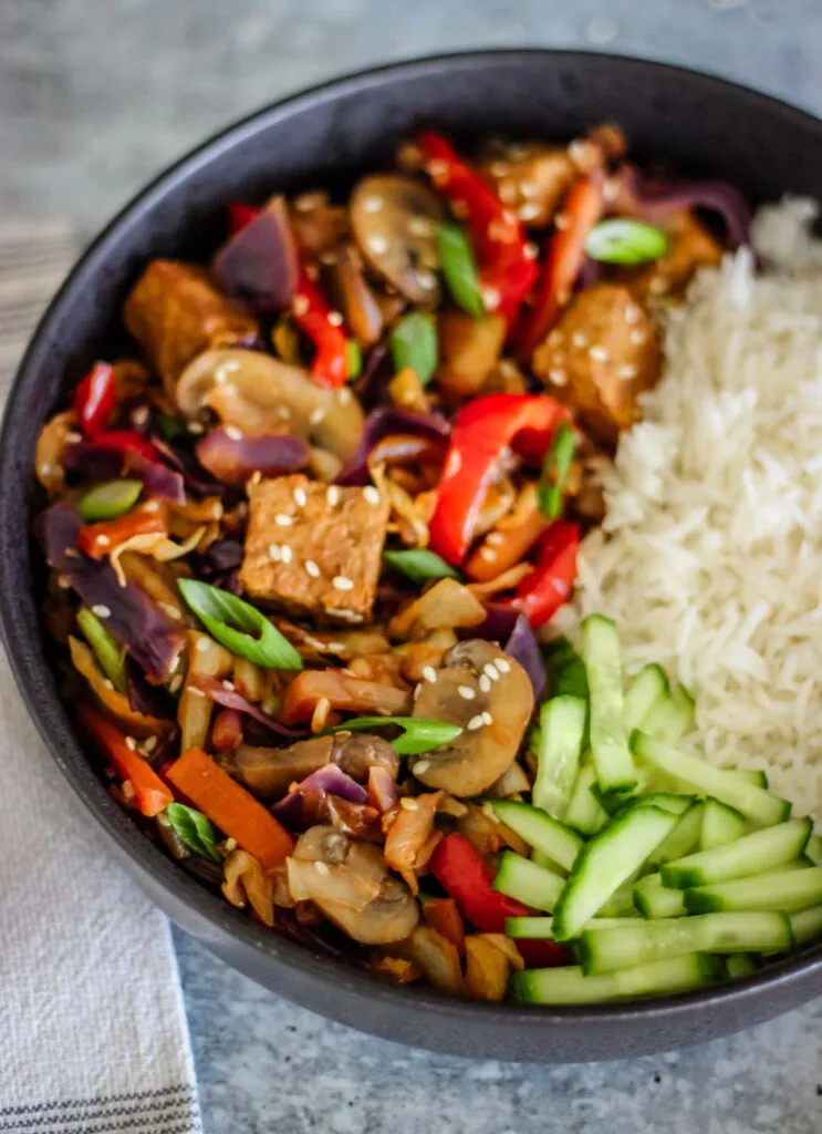 How to make vegan tempeh stir fry with cabbage