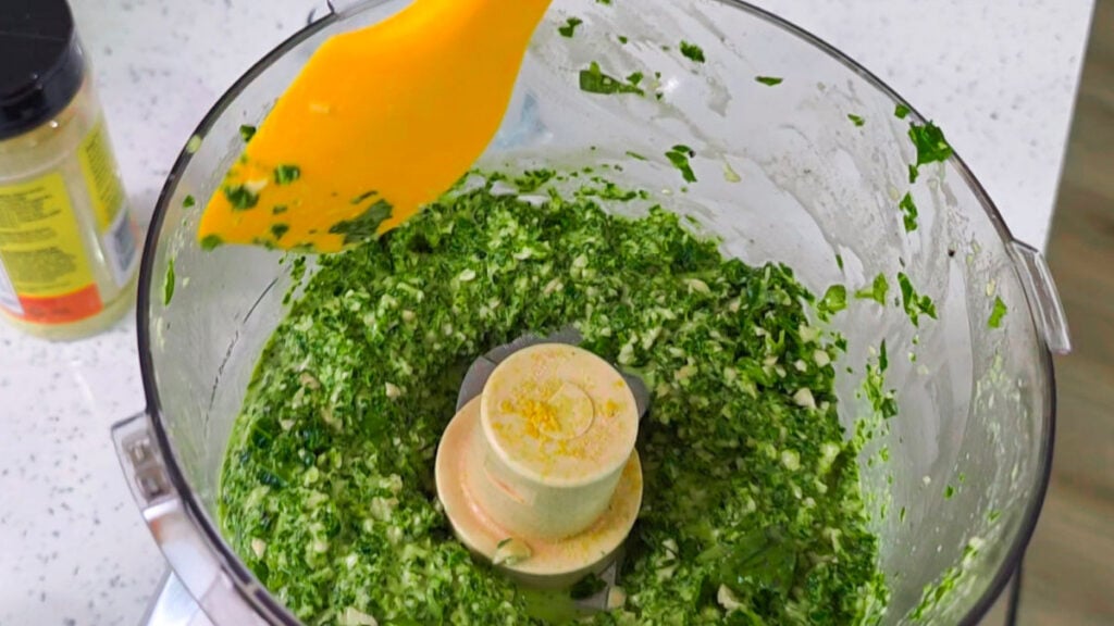 How to make Vegan Kale and Cashew Pesto - step 6